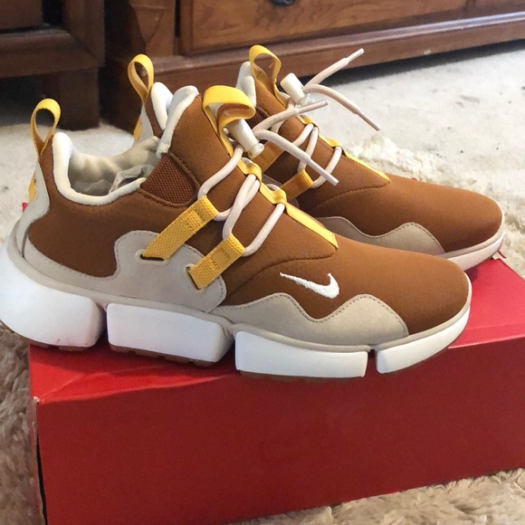 Nike Shoes - Nikelab Pocketknife DM